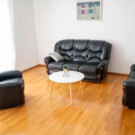 Apartment A&s